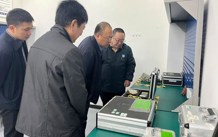 中國中鐵生產(chǎn)監(jiān)督中心到測試中心調(diào)研計量管理工作